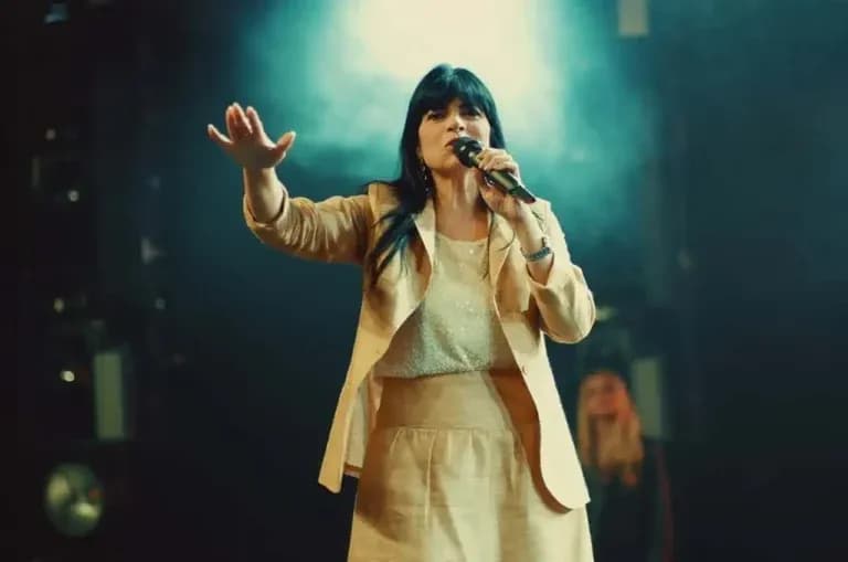 Fernanda Brum cancela culto da IPAN por segurança durante megaoperação policial no Rio de Janeiro