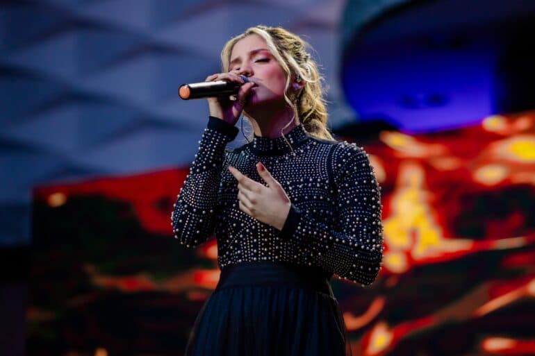 Marianna Goes fala sobre a verdadeira adoração no single “Adore”
