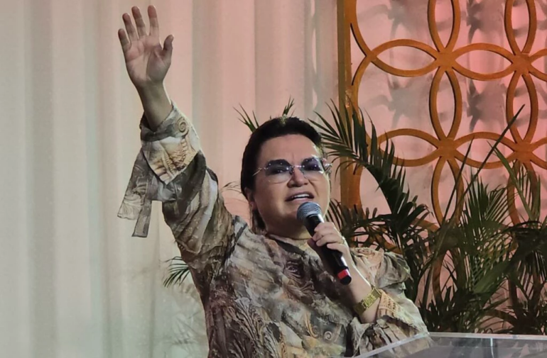 Missionária Débora Miranda sofre infarto e passa por cateterismo